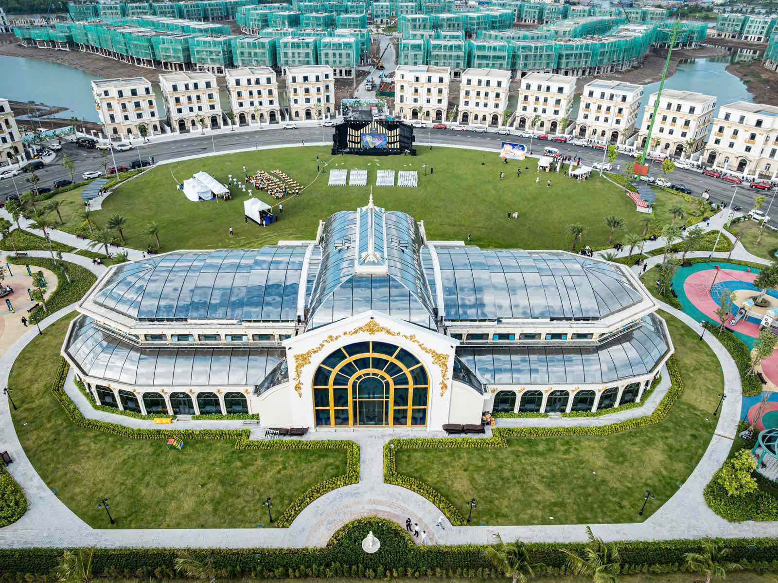 Phân khu Hoàng Gia - Vinhomes Vũ Yên Hải Phòng Phân khu Hoàng Gia - Vinhomes Vũ Yên Hải Phòng