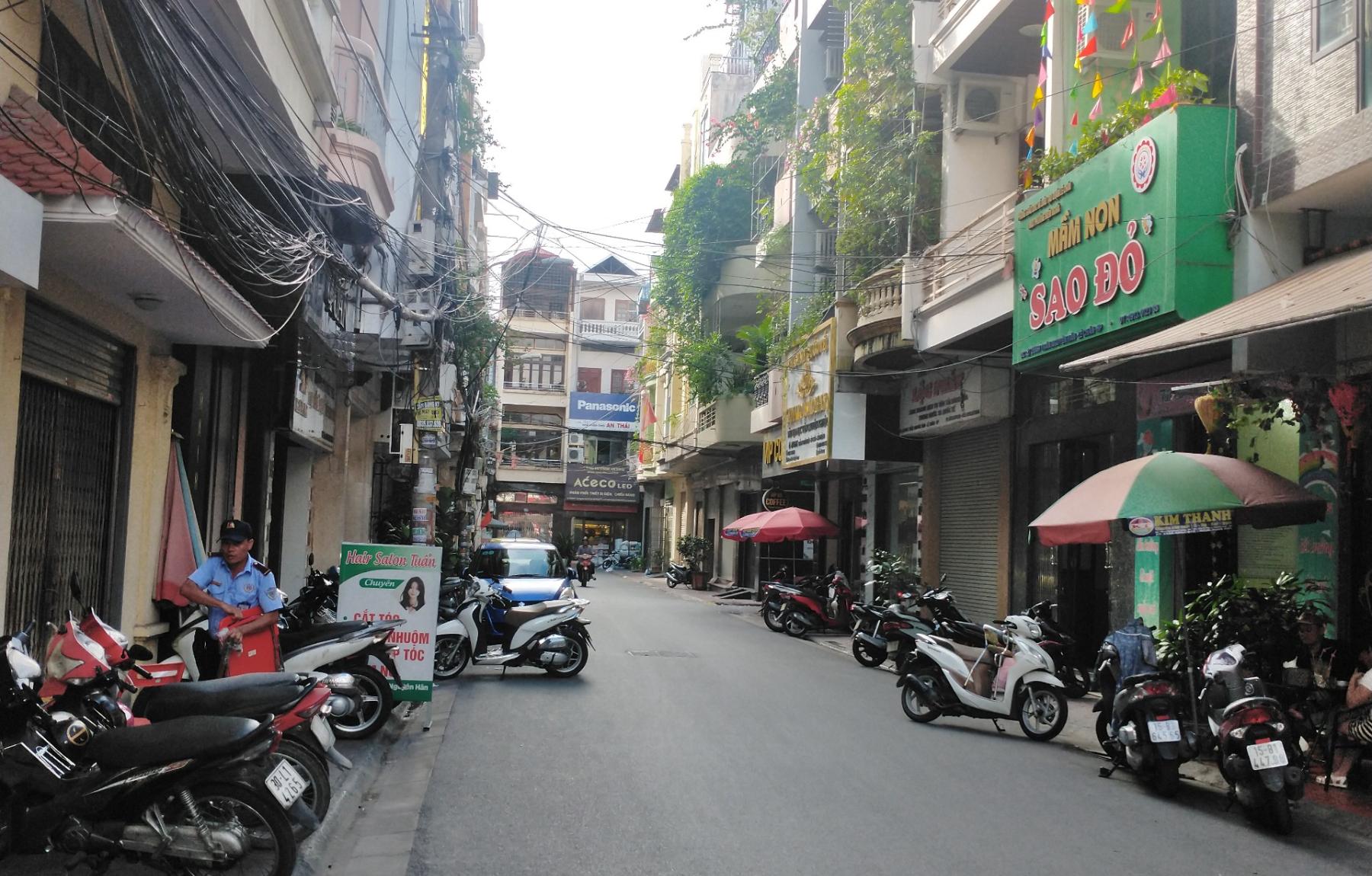 Nhà 3 tầng ngõ 266 Trần Nguyên Hãn thuận tiện kinh doanh buôn bán