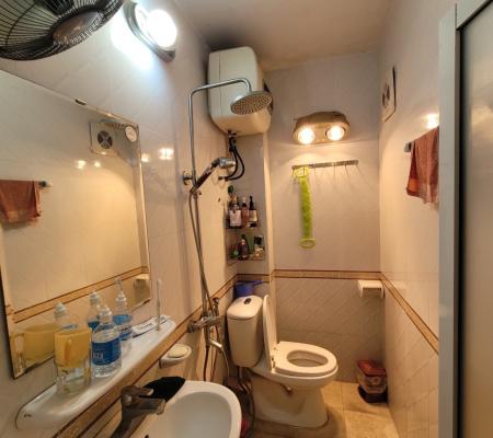 Nhà 3 tầng 94m2 mặt đường Miếu Hai Xã vừa ở vừa kinh doanh buôn bán