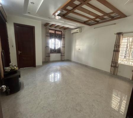 Nhà 3,5 tầng 72m2 ngõ Thiên Lôi, Chợ Đôn oto vào tận nhà