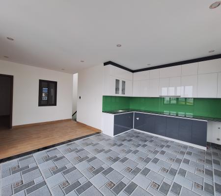 Nhà 5 tầng thang máy 54m2 tuyến 2 phố 193 Văn Cao