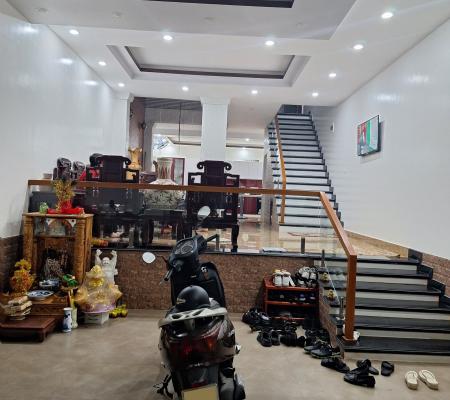 Biệt thự sân vườn phố 174 Văn Cao, Hải Phòng