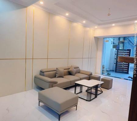 Nhà 4,5 tầng ngõ thông Lực Hành, Ngô Gia Tự oto đỗ cửa