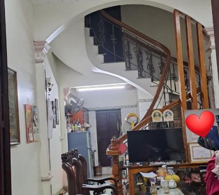 Nhà 3 tầng Lô 22 Lê Hồng Phong dt 35m2 dân xây độc lập