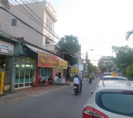 Thanh lý lô đất 76,5m2 mặt đường Trung Hành cạnh Vinsmart