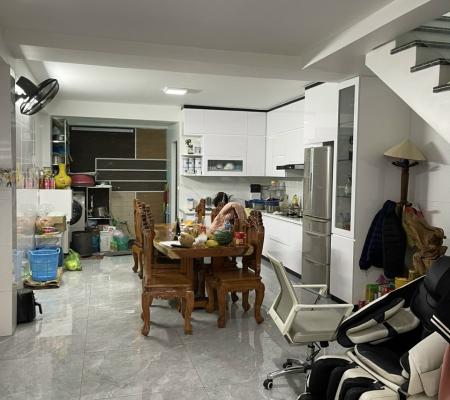 Nhà 3 tầng mặt đường Trực Cát, Thiên Lôi thuận tiện kinh doanh buôn bán