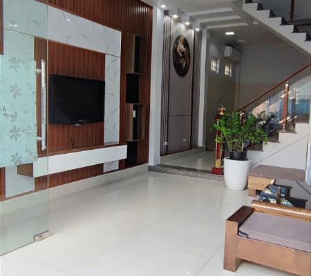 Nhà 4 tầng mặt ngõ Đông Trung Hành, Hải An kinh doanh buôn bán được