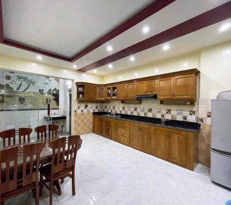 Nhà 4 tầng 90m2 tuyến 2 phố Tô Vũ, Văn Cao
