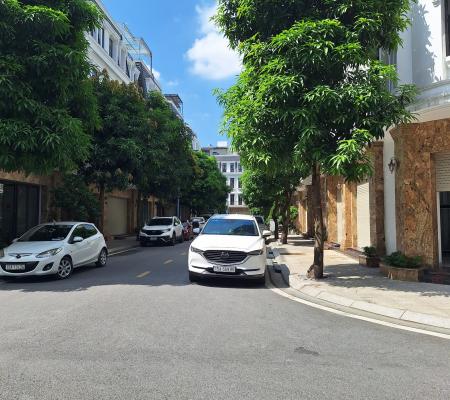 Căn liền kề 4,5 tầng xây thô khu đô thị Hoàng Huy Riverside Tam Bạc