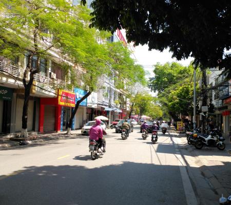 Nhà mặt đường Lương Khánh Thiện, Ngô Quyền