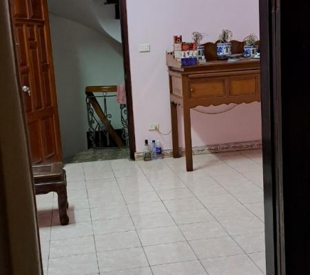Nhà 3 tầng Lô 22 Lê Hồng Phong dt 35m2 dân xây độc lập