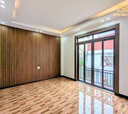 Nhà mới xây 4 tầng sân rộng tại Cầu Tre, Hải Phòng